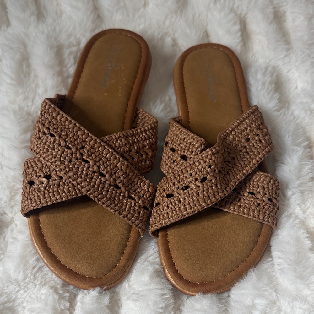 Woven Crisscross Slide Sandals - Brown